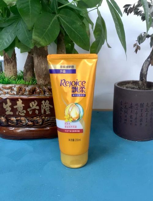 飘柔润发乳柔顺头发新主张值得推荐